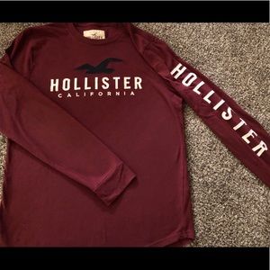 Men’s Hollister long sleeve T-shirt.
